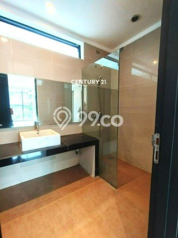 Sewa Rumah Harga Terjangkau di Bintaro Tangerang Selatan dengan 4 Kamar Tidur Sewa Rumah Harga Terjangkau di Bintaro Tangerang Selatan dengan 4 Kamar Tidur