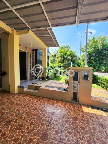 Rumah Luas Asri 2 KT Siap Pakai di Bintaro Tangerang Selatan Rumah Luas Asri 2 KT Siap Pakai di Bintaro Tangerang Selatan