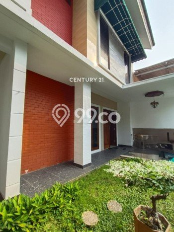 Hunian Mewah LB 300m2 Siap Huni Desain Elegan di Bintaro, Tangerang Selatan Hunian Mewah LB 300m2 Siap Huni Desain Elegan di Bintaro, Tangerang Selatan