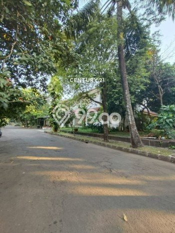 Rumah Mewah LB 300m2 Siap Pakai Desain Elegan di Bintaro, Tangerang Selatan Rumah Mewah LB 300m2 Siap Pakai Desain Elegan di Bintaro, Tangerang Selatan