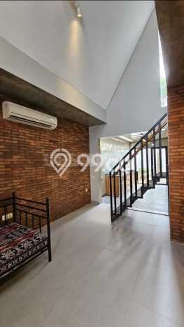 Rumah Elit LB 95m2 Siap Pakai Desain Elegan di Sektor 3 - Bintaro, Tangerang Selatan Rumah Elit LB 95m2 Siap Pakai Desain Elegan di Sektor 3 - Bintaro, Tangerang Selatan