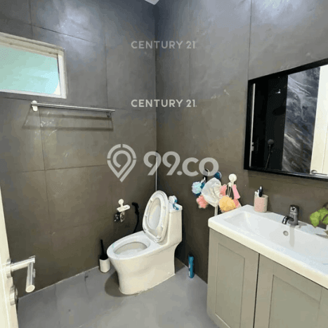 Ready to Use! Luxury House LT 239m2 Desain Elegan di Bintaro Ready to Use! Luxury House LT 239m2 Desain Elegan di Bintaro