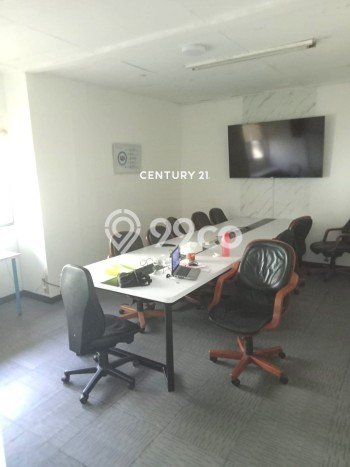 Siap Huni Rumah Mewah 4 Kamar di Kebayoran Baru Dekat ke Mana Saja Siap Huni Rumah Mewah 4 Kamar di Kebayoran Baru Dekat ke Mana Saja