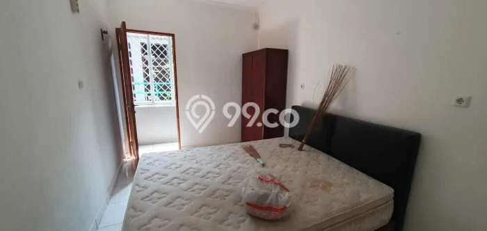 Disewakan Rumah Strategis Harga Murah di Jakarta Pusat Disewakan Rumah Strategis Harga Murah di Jakarta Pusat