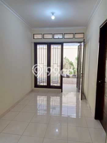 Dijual Hunian Mewah dengan Fasilitas Sekitar Lengkap di BSD, Tangerang Selatan Dijual Hunian Mewah dengan Fasilitas Sekitar Lengkap di BSD, Tangerang Selatan