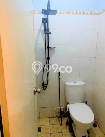 For Sale Rumah 2 Kamar Lokasi Strategis Bagus dan Strategis di Cipondoh For Sale Rumah 2 Kamar Lokasi Strategis Bagus dan Strategis di Cipondoh