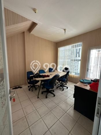 Unit Ruko Dijual di Jakarta Pusat LT 55m2 & LB 150m2 Unit Ruko Dijual di Jakarta Pusat LT 55m2 & LB 150m2
