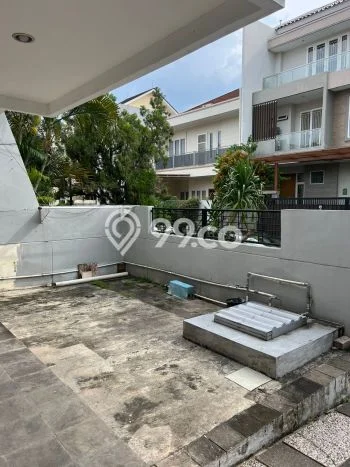 Rumah Disewakan Jakarta Barat LT 200m2 LB 140m2 Area Intercon Rumah Disewakan Jakarta Barat LT 200m2 LB 140m2 Area Intercon