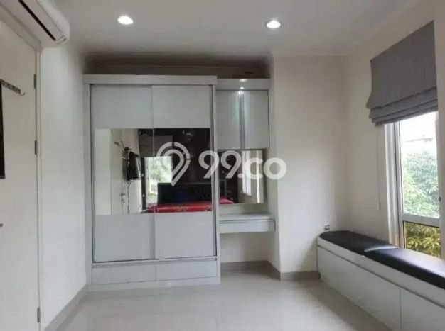 Jual Segera Rumah 2 KT 2 KM di Kawasan Bisnis , Tangerang Jual Segera Rumah 2 KT 2 KM di Kawasan Bisnis , Tangerang
