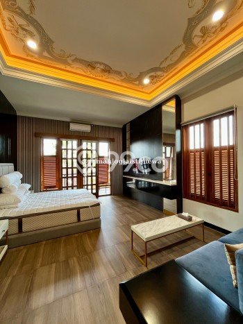 Siap Huni Rumah Mewah 5 Kamar di Gamping Dekat ke Mana Saja Siap Huni Rumah Mewah 5 Kamar di Gamping Dekat ke Mana Saja