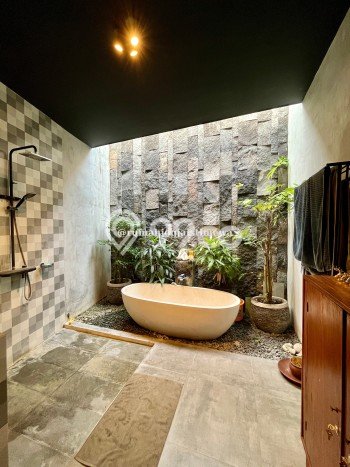 HARGA MENARIK! Vila Kawasan Kasihan, Ukuran 717m2m², Lokasi Premium dengan akses bagus HARGA MENARIK! Vila Kawasan Kasihan, Ukuran 717m2m², Lokasi Premium dengan akses bagus