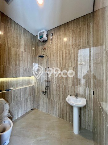 Dijual Rumah Luas Megah Dengan View Eksklusif di Maguwoharjo, Yogyakarta Dijual Rumah Luas Megah Dengan View Eksklusif di Maguwoharjo, Yogyakarta