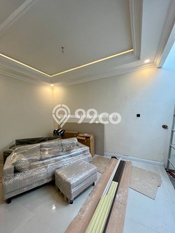 Dijual Rumah Luas Megah Dengan View Cantik di Maguwoharjo, Yogyakarta Dijual Rumah Luas Megah Dengan View Cantik di Maguwoharjo, Yogyakarta