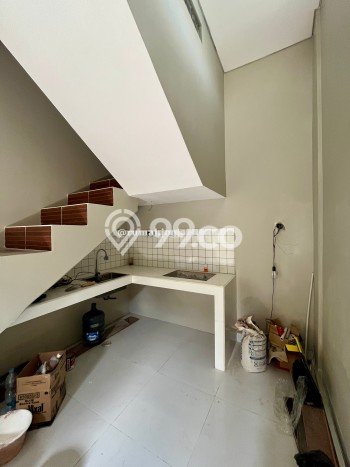 Rumah Lokasi Strategis area , Yogyakarta, Luas 85m2m² Bangunan 85m2m² Rumah Lokasi Strategis area , Yogyakarta, Luas 85m2m² Bangunan 85m2m²