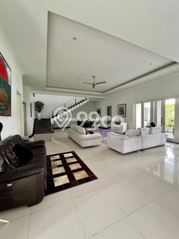 Siap Huni Hunian Elit 10 Kamar di Umbulharjo Dekat ke Mana Pun Siap Huni Hunian Elit 10 Kamar di Umbulharjo Dekat ke Mana Pun