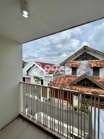 Dijual Rumah 4 Kamar Lokasi Ideal Nyaman dan Strategis di Ngaglik Dijual Rumah 4 Kamar Lokasi Ideal Nyaman dan Strategis di Ngaglik