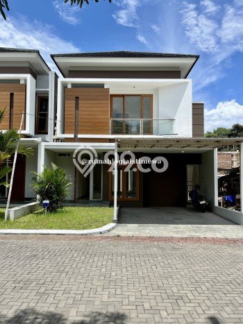 FEATURED! Rumah Nyaman di Mlati, Luas 153m2m² LB 135m2m² FEATURED! Rumah Nyaman di Mlati, Luas 153m2m² LB 135m2m²