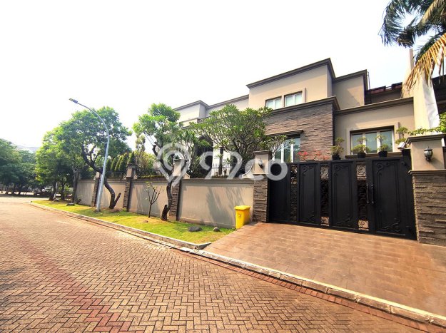 Hunian Bagus Disewakan di Pantai Indah Kapuk, Jakarta Utara LT 850m2, LB 1350m2 Hunian Bagus Disewakan di Pantai Indah Kapuk, Jakarta Utara LT 850m2, LB 1350m2