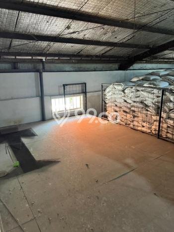 Gudang untuk Disewa di Pusat Surabaya Luas Bangunan 875m2 Gudang untuk Disewa di Pusat Surabaya Luas Bangunan 875m2