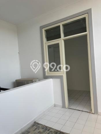 Rumah di Citraland, Siap Huni, 4 KM, Akses Citraland, Surabaya, Surabaya, LT 300m2m² Bangunan 302m2m² Rumah di Citraland, Siap Huni, 4 KM, Akses Citraland, Surabaya, Surabaya, LT 300m2m² Bangunan 302m2m²