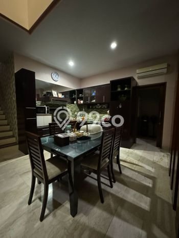 Rumah Mewah LB 252m2 Siap Pakai Desain Elegan di Sanur Kauh, Denpasar Rumah Mewah LB 252m2 Siap Pakai Desain Elegan di Sanur Kauh, Denpasar