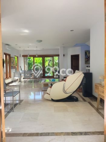 Rumah Luxury Modern Tanpa Renovasi di Umalas Badung Rumah Luxury Modern Tanpa Renovasi di Umalas Badung