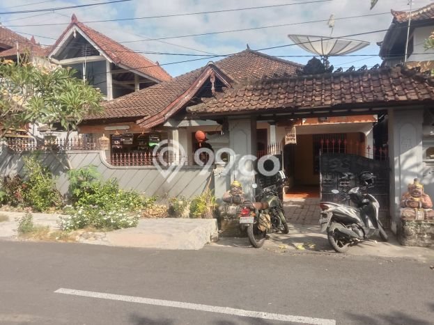 Rumah Elit LB 300m2 Siap Huni Desain Elegan di Peguyangan, Denpasar Rumah Elit LB 300m2 Siap Huni Desain Elegan di Peguyangan, Denpasar
