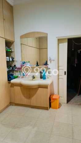 HOT DEAL! Dijual Rumah Berkualitas area Pemecutan Kaja, Denpasar, Luas Tanah 570m² Luas Bangunan 425m² HOT DEAL! Dijual Rumah Berkualitas area Pemecutan Kaja, Denpasar, Luas Tanah 570m² Luas Bangunan 425m²