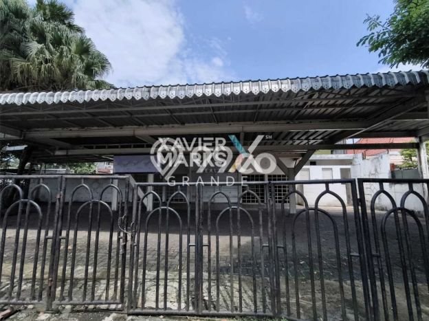 Unit Komersial Disewa Lokasi Klojen, Malang Spesifikasi Luas Bangunan 300m2 Unit Komersial Disewa Lokasi Klojen, Malang Spesifikasi Luas Bangunan 300m2