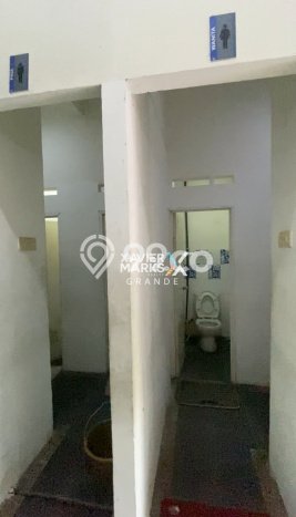 Disewakan Komersial di Kawasan Ramai Soekarno Hatta Luas 700m2 Disewakan Komersial di Kawasan Ramai Soekarno Hatta Luas 700m2