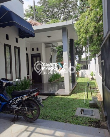 For Sale! Luxury House LT 300m2 Desain Elegan di Soekarno Hatta For Sale! Luxury House LT 300m2 Desain Elegan di Soekarno Hatta