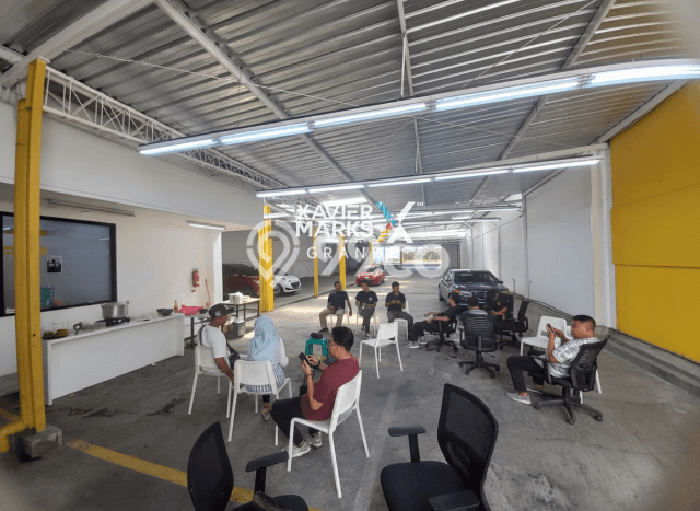 Kantor bagus disewakan di Blimbing Malang dengan LB 1084m2 harga sewa terbaik Kantor bagus disewakan di Blimbing Malang dengan LB 1084m2 harga sewa terbaik