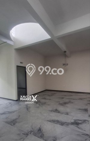 Rumah Luxury Modern Tanpa Renovasi di Araya Malang Rumah Luxury Modern Tanpa Renovasi di Araya Malang