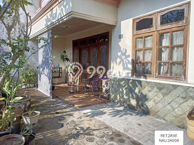 Dijual Hunian Rumah Terawat 7 Kamar di Balearjosari, Malang Dijual Hunian Rumah Terawat 7 Kamar di Balearjosari, Malang
