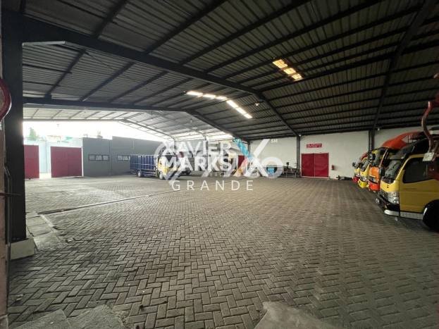 FOR SALE! Gudang di Singosari Malang, LT 4000m2, LB 3500m2 FOR SALE! Gudang di Singosari Malang, LT 4000m2, LB 3500m2
