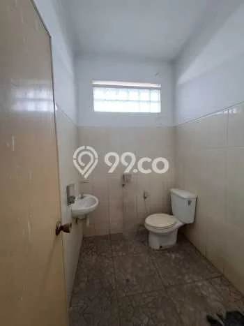 Area Strategis! Disewakan Ruko Lokasi Blimbing, Malang Cocok untuk Bisnis Area Strategis! Disewakan Ruko Lokasi Blimbing, Malang Cocok untuk Bisnis