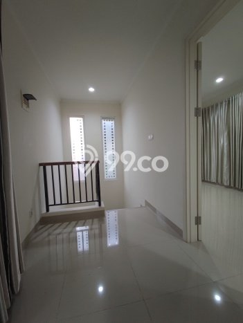 Disewakan! Rumah 2 Kamar Tidur &
2 Kamar Mandi di Gading Serpong, Tangerang Disewakan! Rumah 2 Kamar Tidur &
2 Kamar Mandi di Gading Serpong, Tangerang
