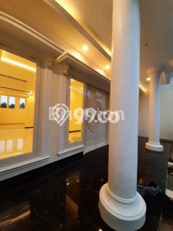 BEST INVESTMENT! Rumah area , Luas 137m2m² LB 256m2m² BEST INVESTMENT! Rumah area , Luas 137m2m² LB 256m2m²