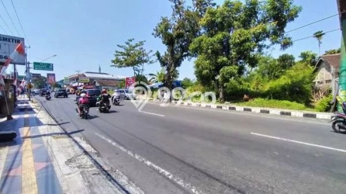 LOKASI STRATEGIS! Tanah di Martoyudan, Luas 2400m2m², Lingkungan Nyaman, Cocok untuk Hunian LOKASI STRATEGIS! Tanah di Martoyudan, Luas 2400m2m², Lingkungan Nyaman, Cocok untuk Hunian