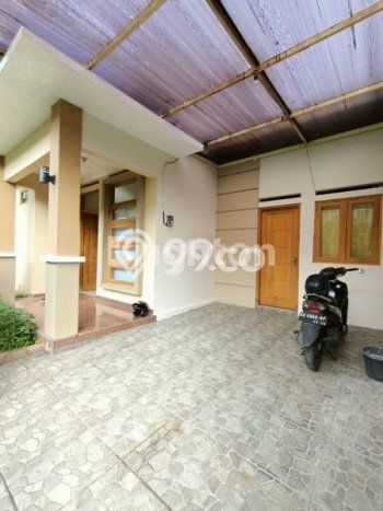 Hunian Cantik Minimalis Lb 90m2 di Colomadu, Karanganyar Hunian Cantik Minimalis Lb 90m2 di Colomadu, Karanganyar
