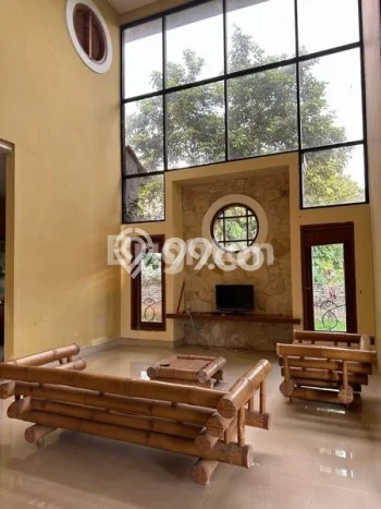 Rumah Cantik Siap Huni Di Karangpandan Luas 300m2 Lokasi Strategis Rumah Cantik Siap Huni Di Karangpandan Luas 300m2 Lokasi Strategis