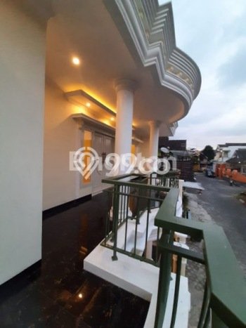 BEST INVESTMENT! Rumah area , Luas 137m2m² LB 256m2m² BEST INVESTMENT! Rumah area , Luas 137m2m² LB 256m2m²