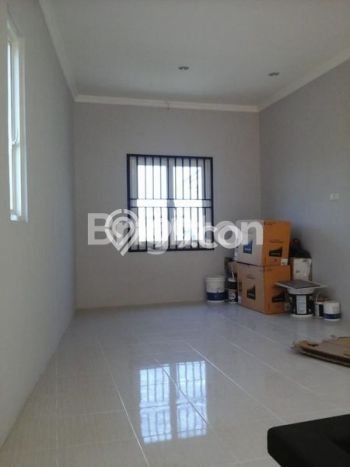 Hunian Cantik Minimalis Lb 130m2 di Solo Baru, Solo Hunian Cantik Minimalis Lb 130m2 di Solo Baru, Solo