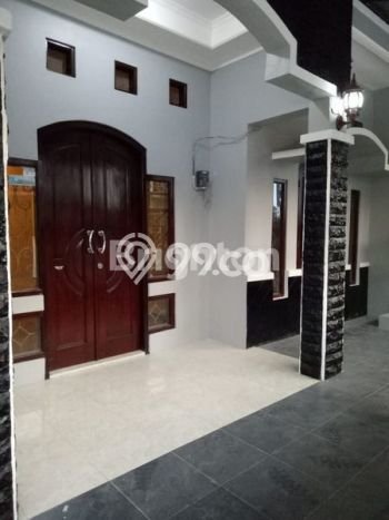 Rumah Bagus Siap Pakai Di Colomadu Luas 180m2 Aman Rumah Bagus Siap Pakai Di Colomadu Luas 180m2 Aman