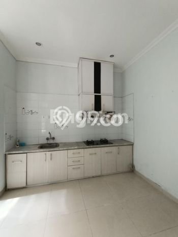 Lokasi strategis! Rumah siap pakai disewakan di Colomadu LB 160m2 Lokasi strategis! Rumah siap pakai disewakan di Colomadu LB 160m2