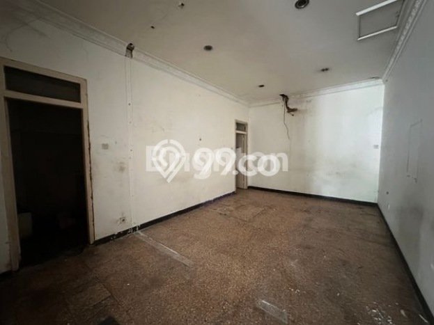 Disewakan Ruko di Pusat Kota Surakarta Ramai Strategis Disewakan Ruko di Pusat Kota Surakarta Ramai Strategis