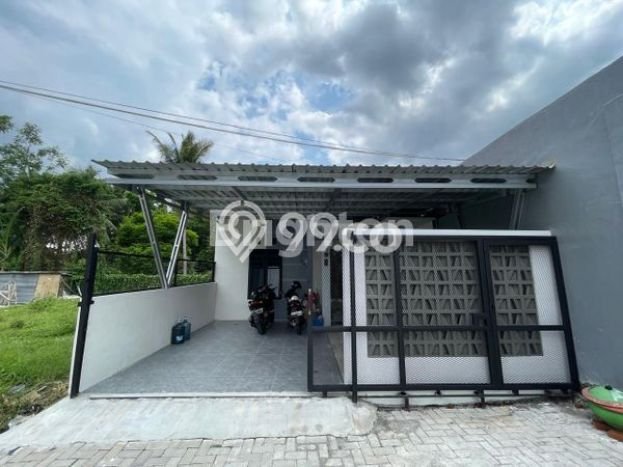 INVESTASI TEPAT! Rumah area Martoyudan, LT 98m2m² Bangunan 72m2m² INVESTASI TEPAT! Rumah area Martoyudan, LT 98m2m² Bangunan 72m2m²