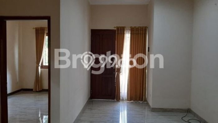 Dijual Rumah Minimalis Bagus Punya 2 KT di Colomadu Karanganyar SHM Dijual Rumah Minimalis Bagus Punya 2 KT di Colomadu Karanganyar SHM