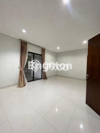 Dijual Hunian Mewah dengan Fasilitas Sekitar Lengkap di Kartosuro, Solo Dijual Hunian Mewah dengan Fasilitas Sekitar Lengkap di Kartosuro, Solo