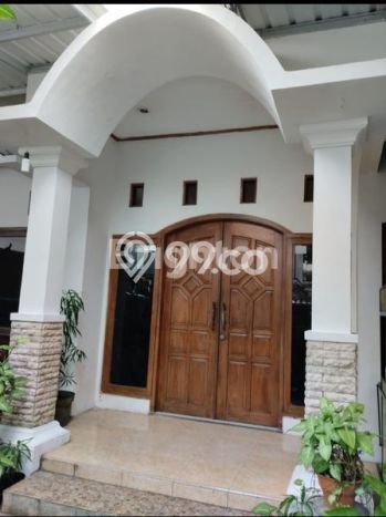 Hunian Cantik Minimalis Lb 100m2 di Banjarsari, Surakarta Hunian Cantik Minimalis Lb 100m2 di Banjarsari, Surakarta